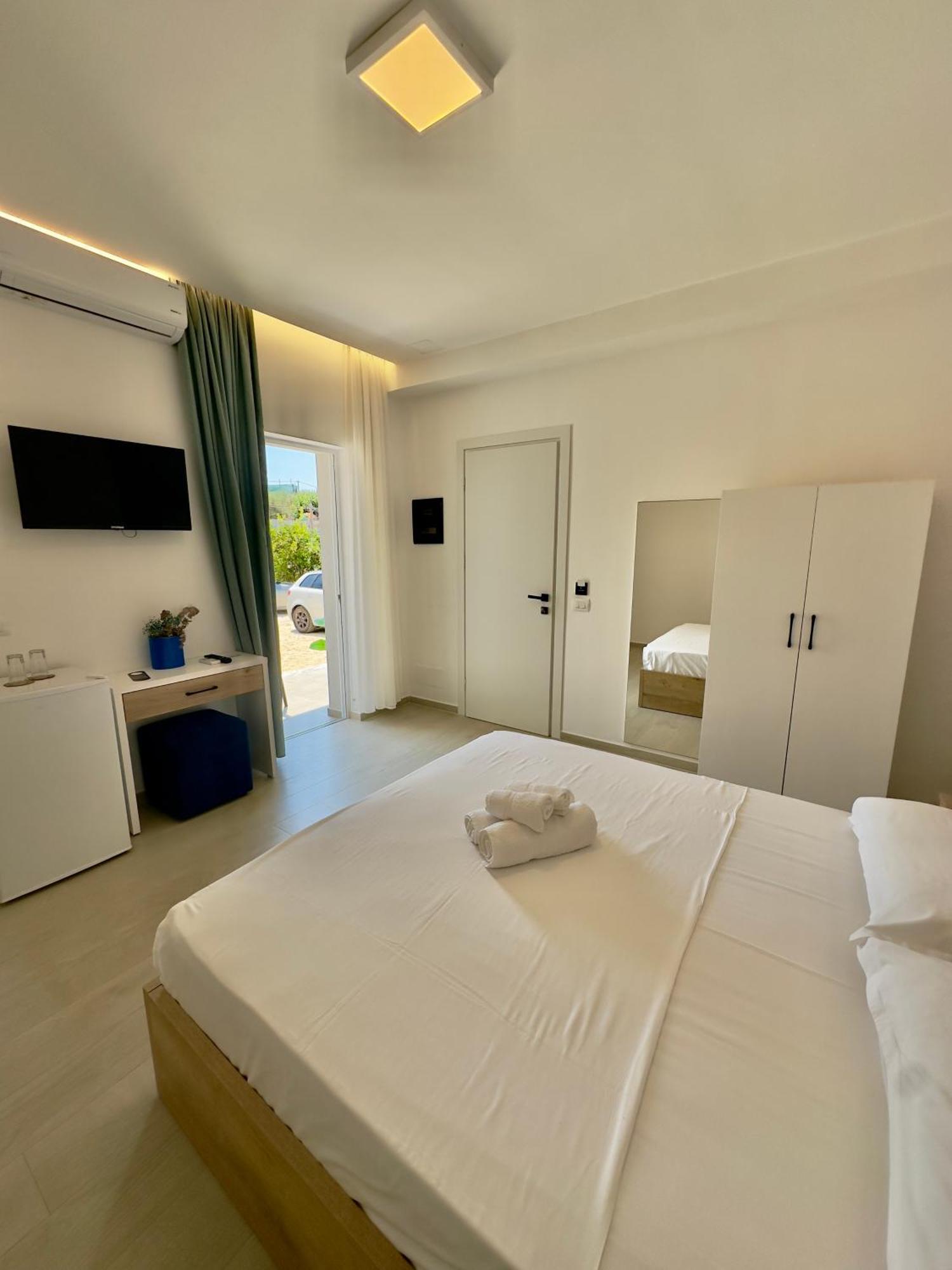 Twins Hotel Ksamil Luaran gambar